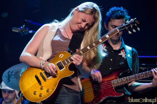 Joanne Shaw Taylor at Bluestracje 2013 (6)